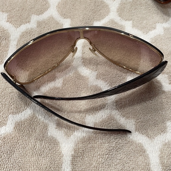Escada brown sunglasses/ SES643S/col. 300 - Picture 3 of 5